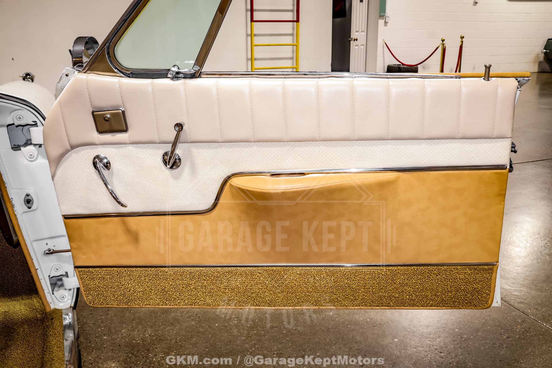 1958 Packard Hawk thumbnail 11