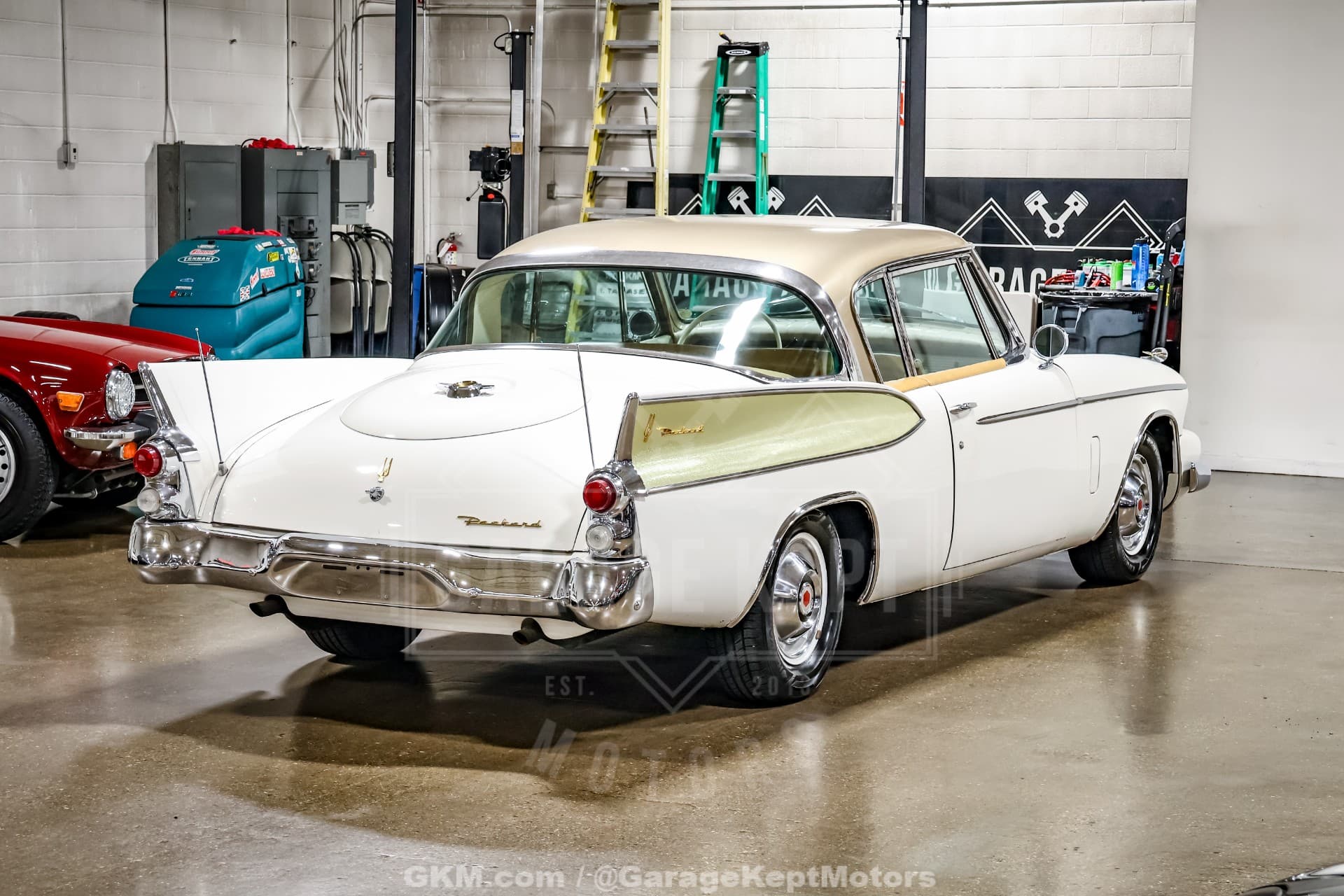 1958 Packard Hawk — photo 2
