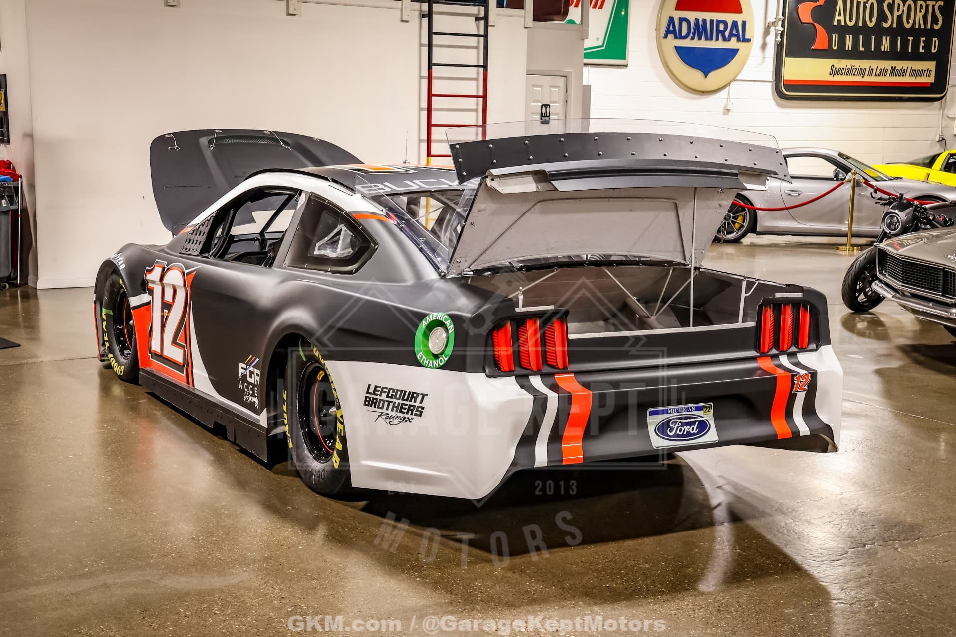 2021 Nascar Cup Car thumbnail 10
