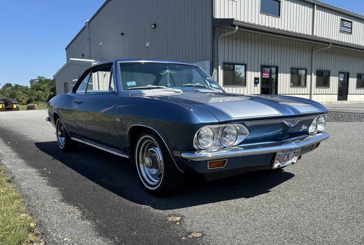 1968 Chevrolet Corvair Monza Coupe thumbnail 3
