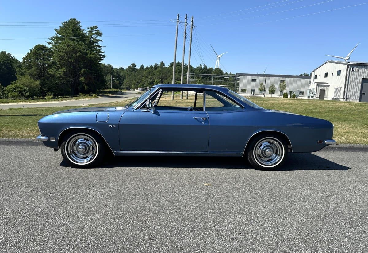 1968 Chevrolet Corvair Monza Coupe thumbnail 9