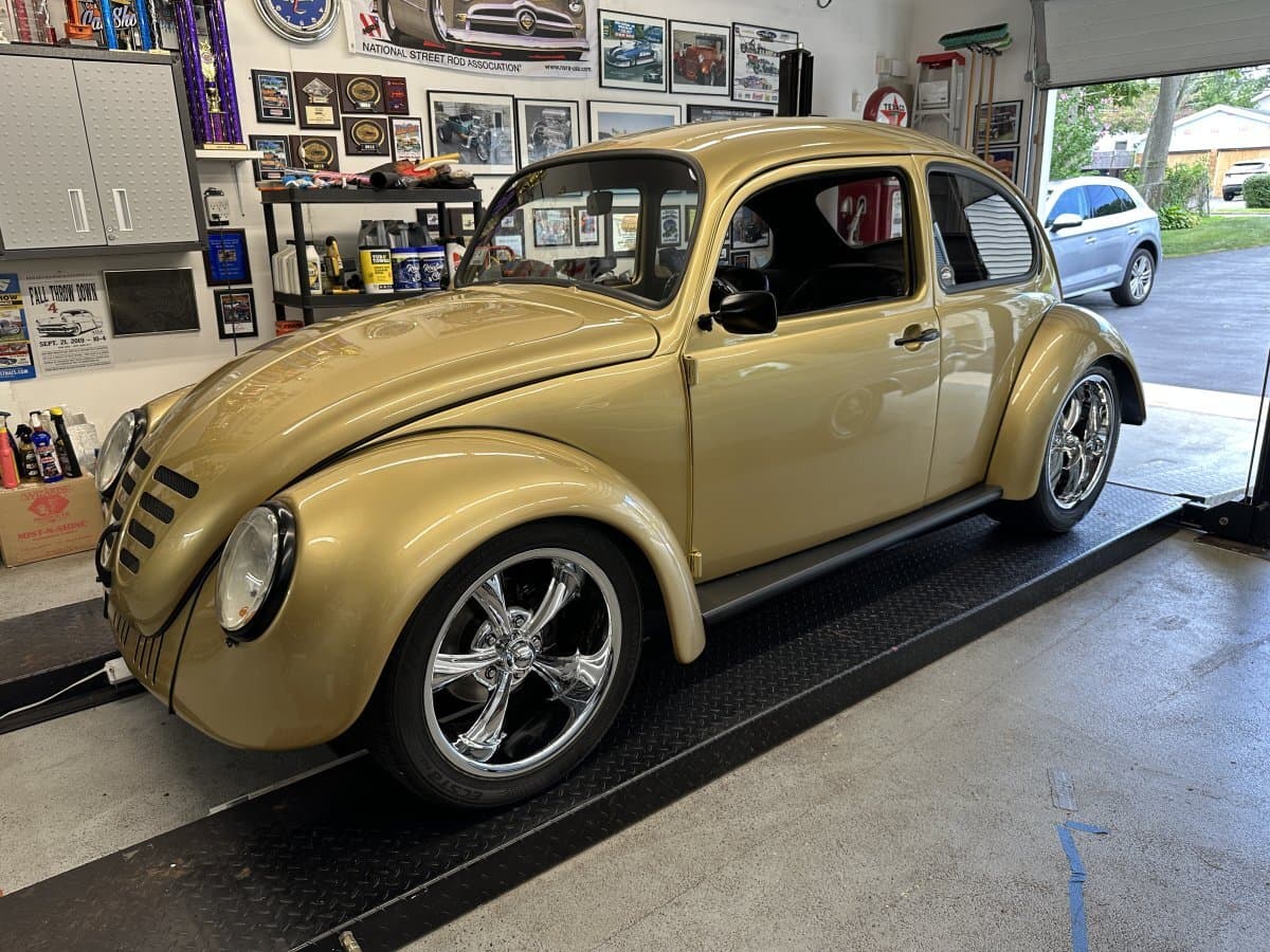 1974 Volkswagen Beetle LS Custom Restomod thumbnail 3