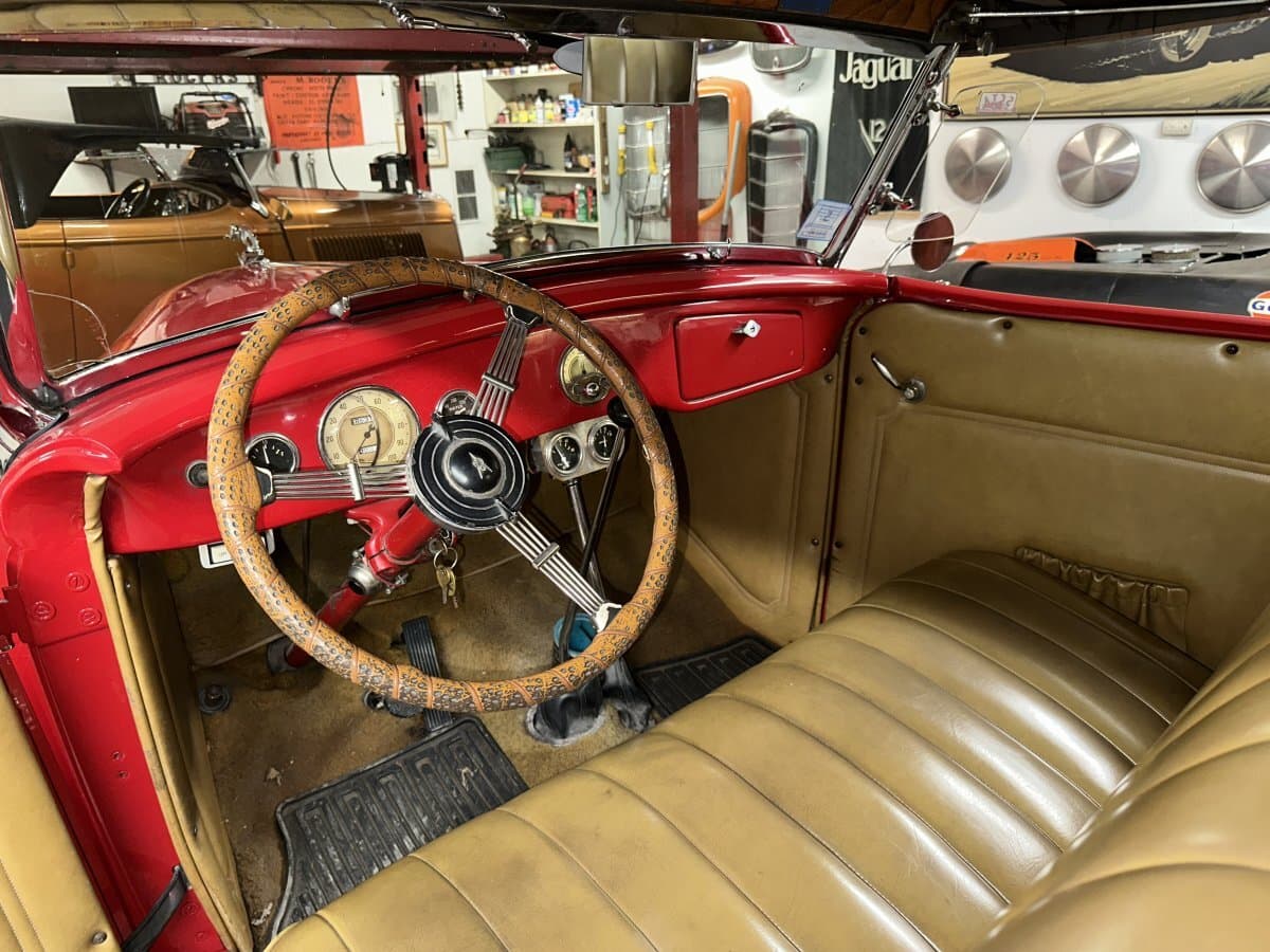 1935 Ford Phaeton Deluxe thumbnail 28