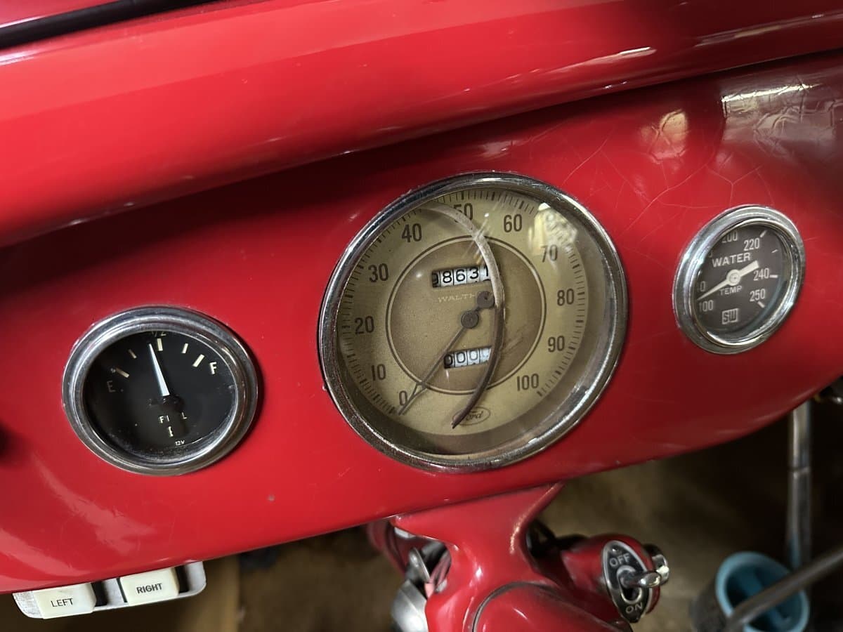 1935 Ford Phaeton Deluxe thumbnail 29