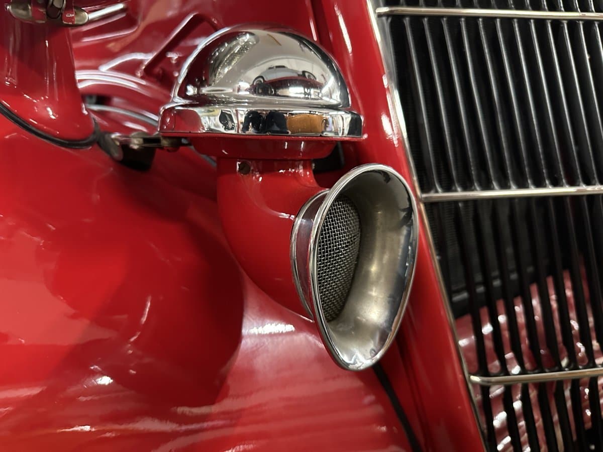 1935 Ford Phaeton Deluxe thumbnail 6