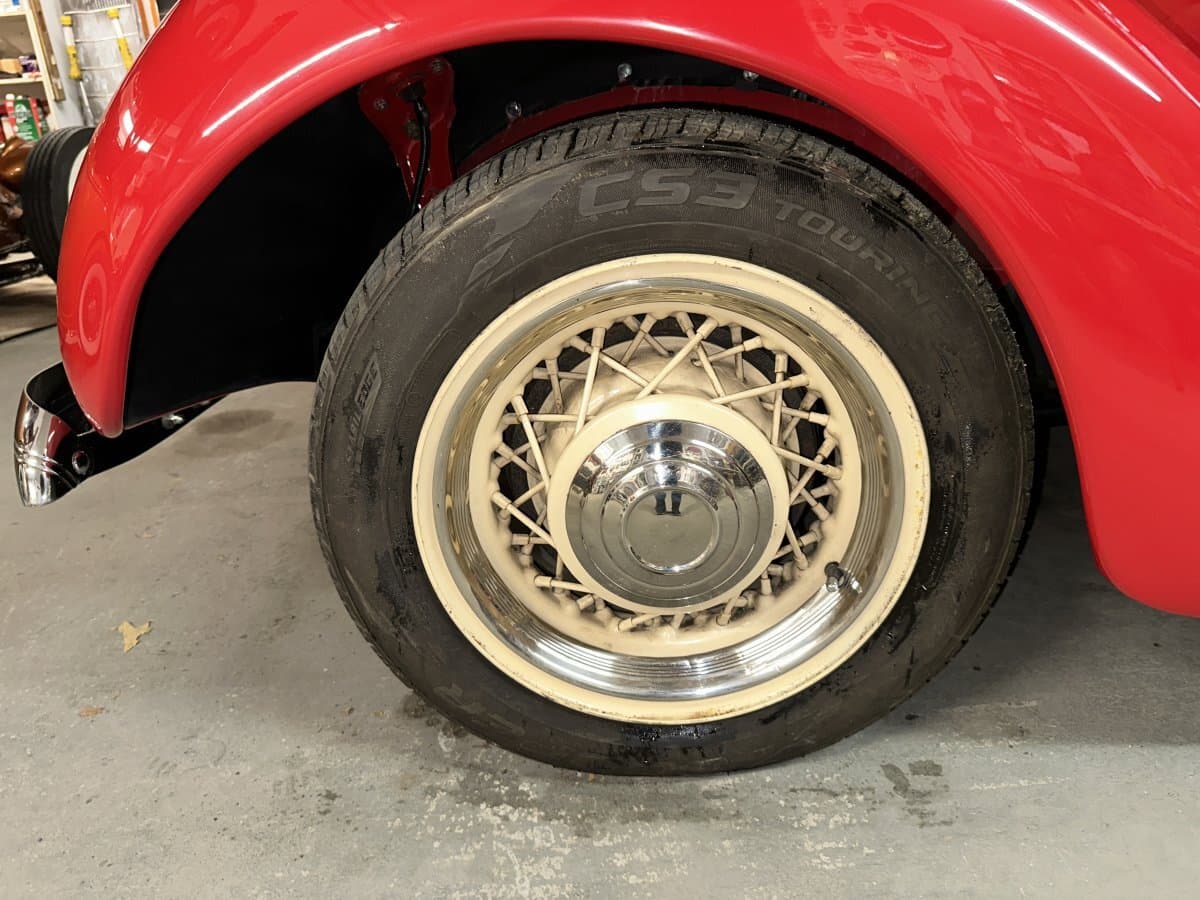 1935 Ford Phaeton Deluxe thumbnail 23