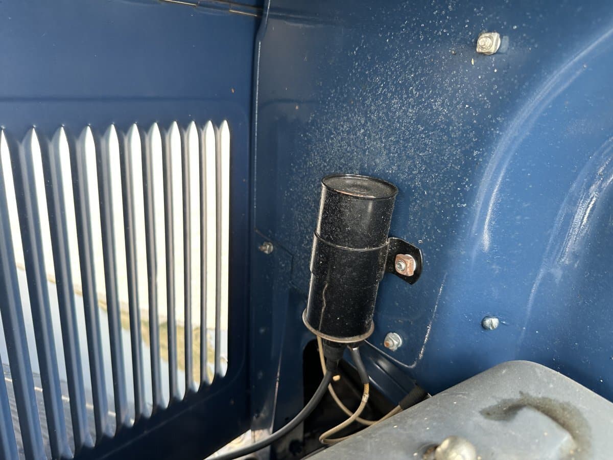 1931 Chevrolet Coupe Series AE independence 3 Window thumbnail 24