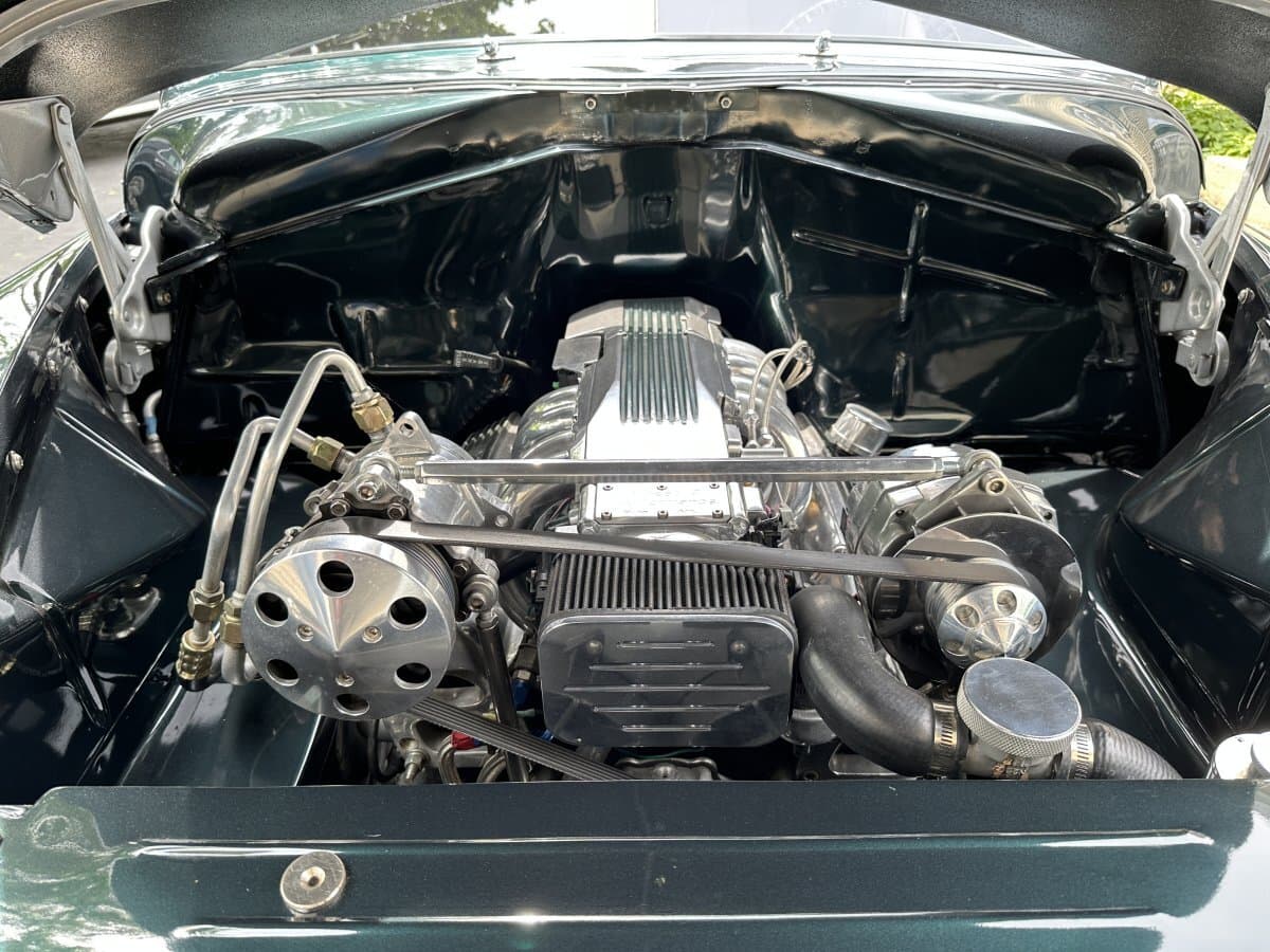 1950 Plymouth Suburban Restomod thumbnail 10