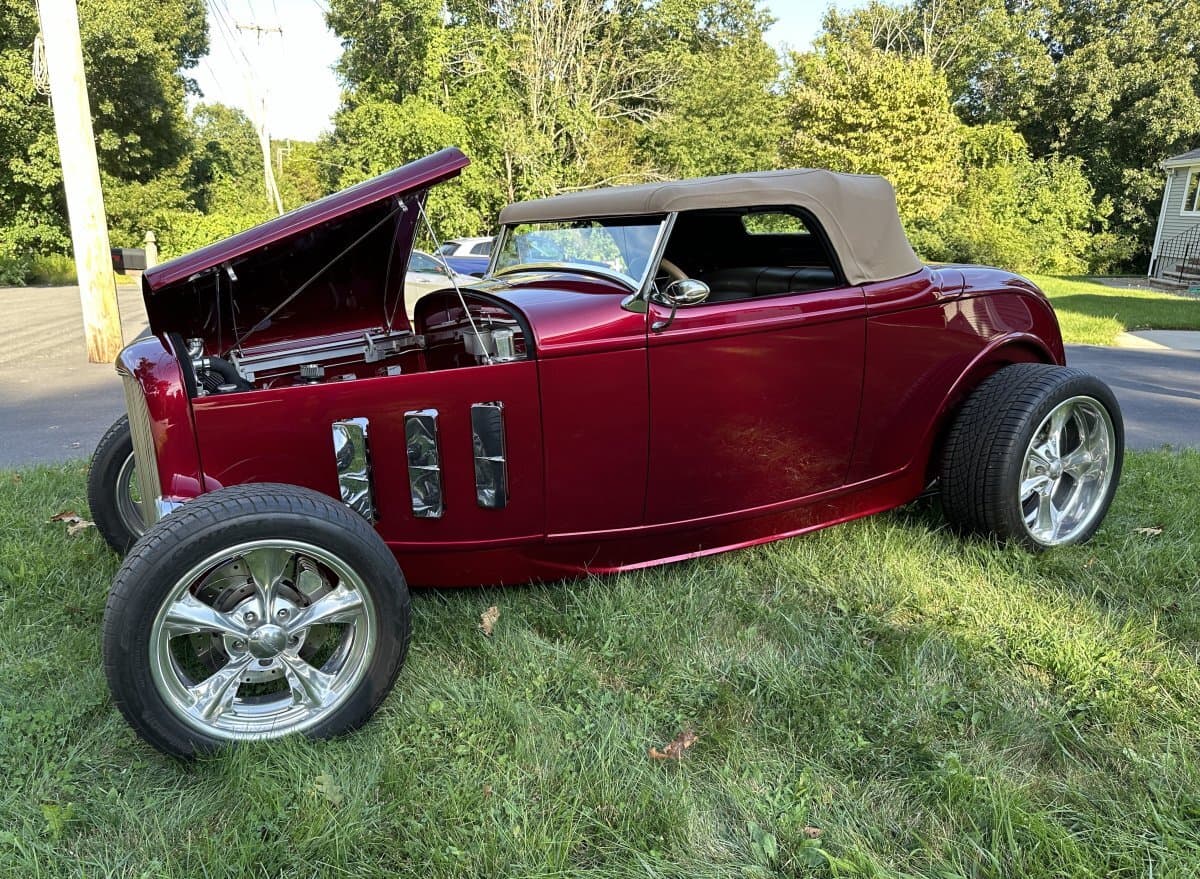 1932 Ford Deuce Roadster thumbnail 11