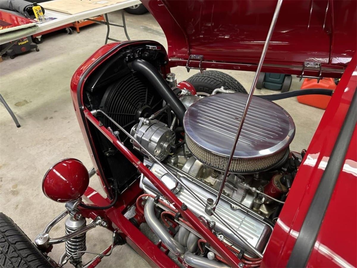 1932 Ford Cabriolet Highboy Custom thumbnail 14
