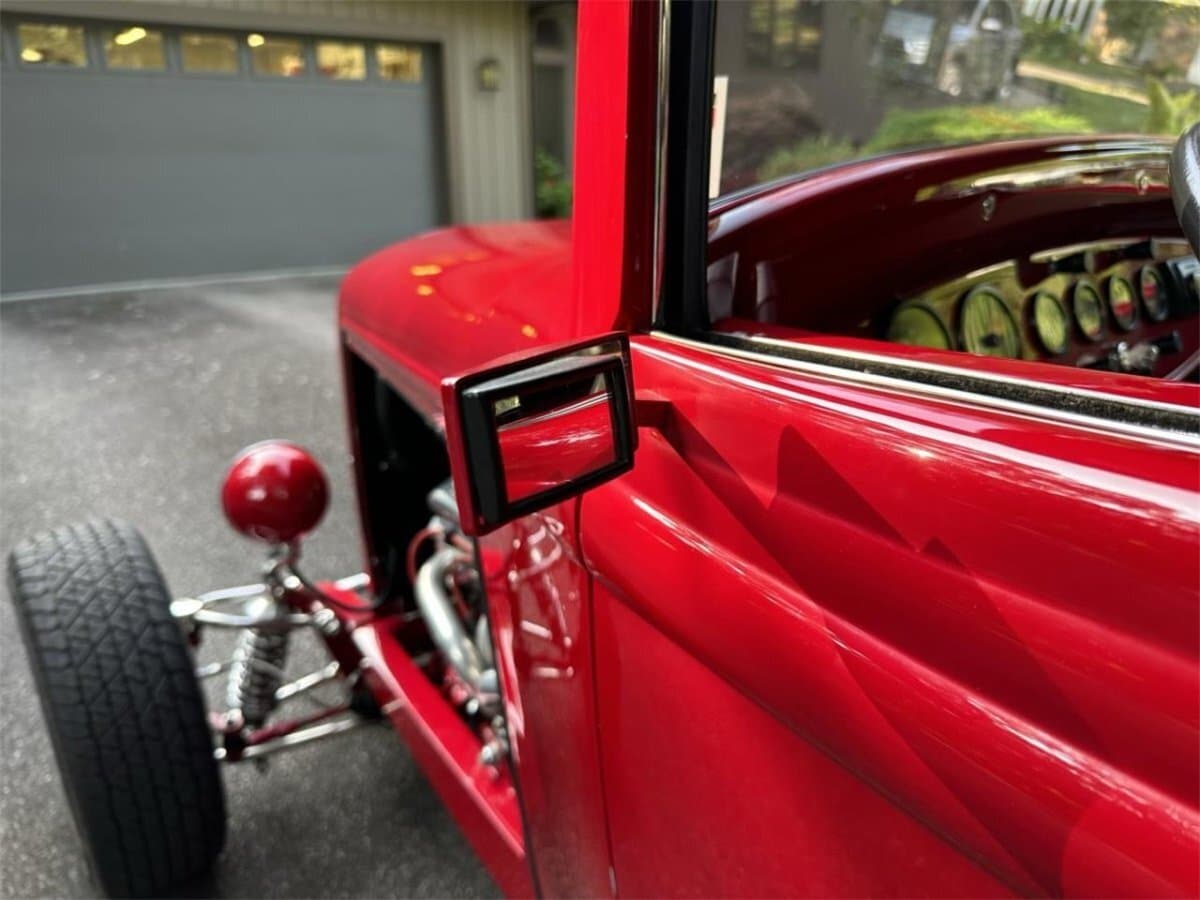 1932 Ford Cabriolet Highboy Custom thumbnail 18