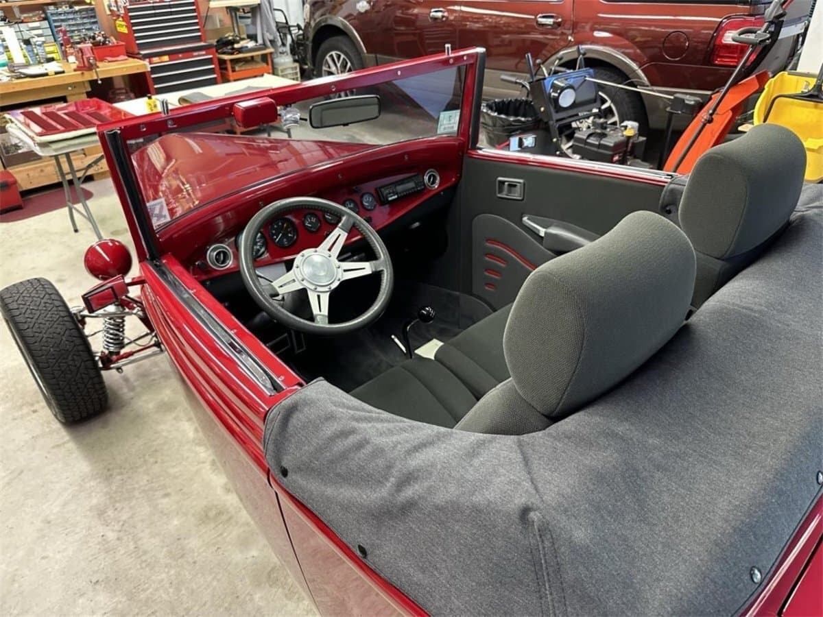 1932 Ford Cabriolet Highboy Custom thumbnail 19