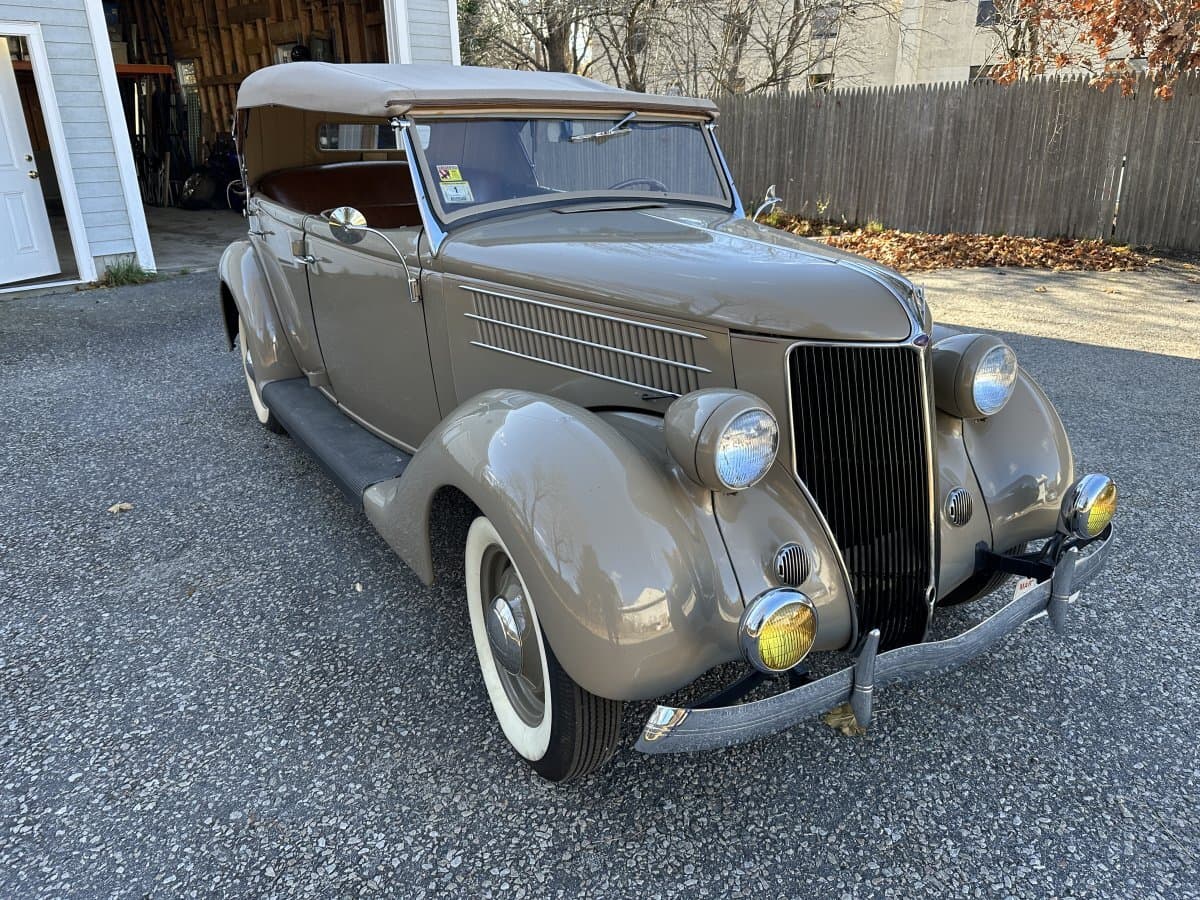 1936 Ford Series 68 Phaeton thumbnail 3