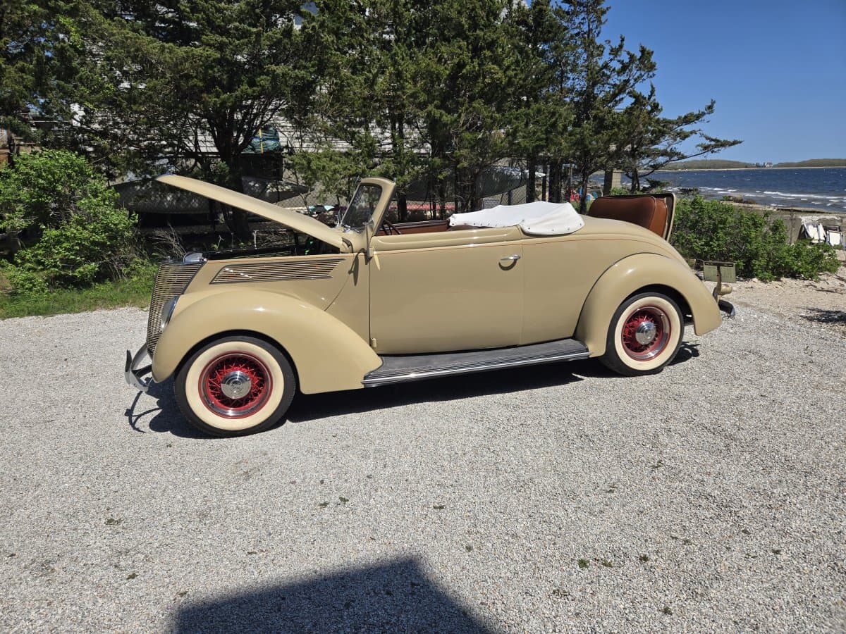 1937 Ford Cabriolet Custom Hot Rod thumbnail 12