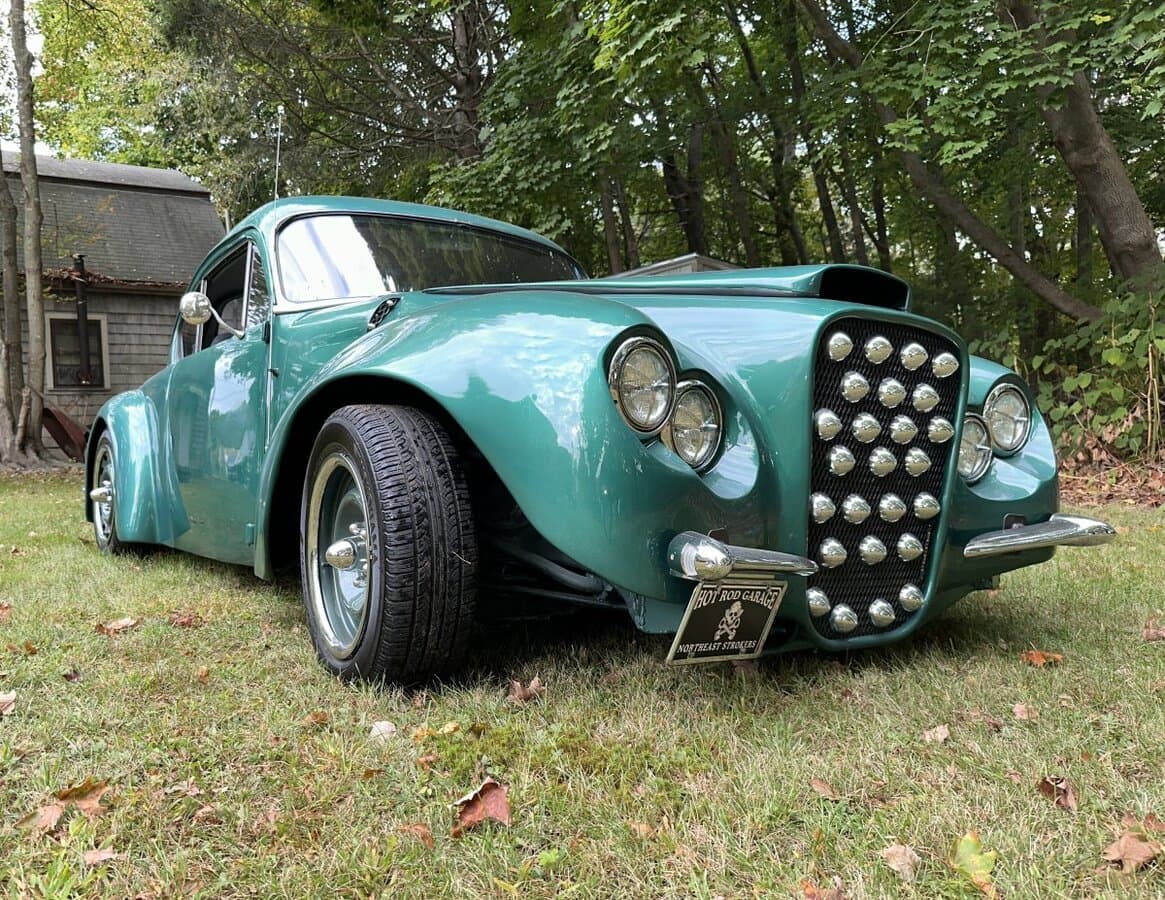 1940 Ford Deluxe Coupe Custom