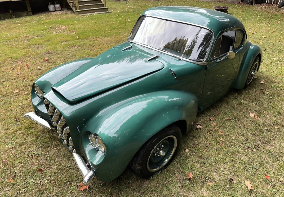 1940 Ford Deluxe Coupe Custom thumbnail 4