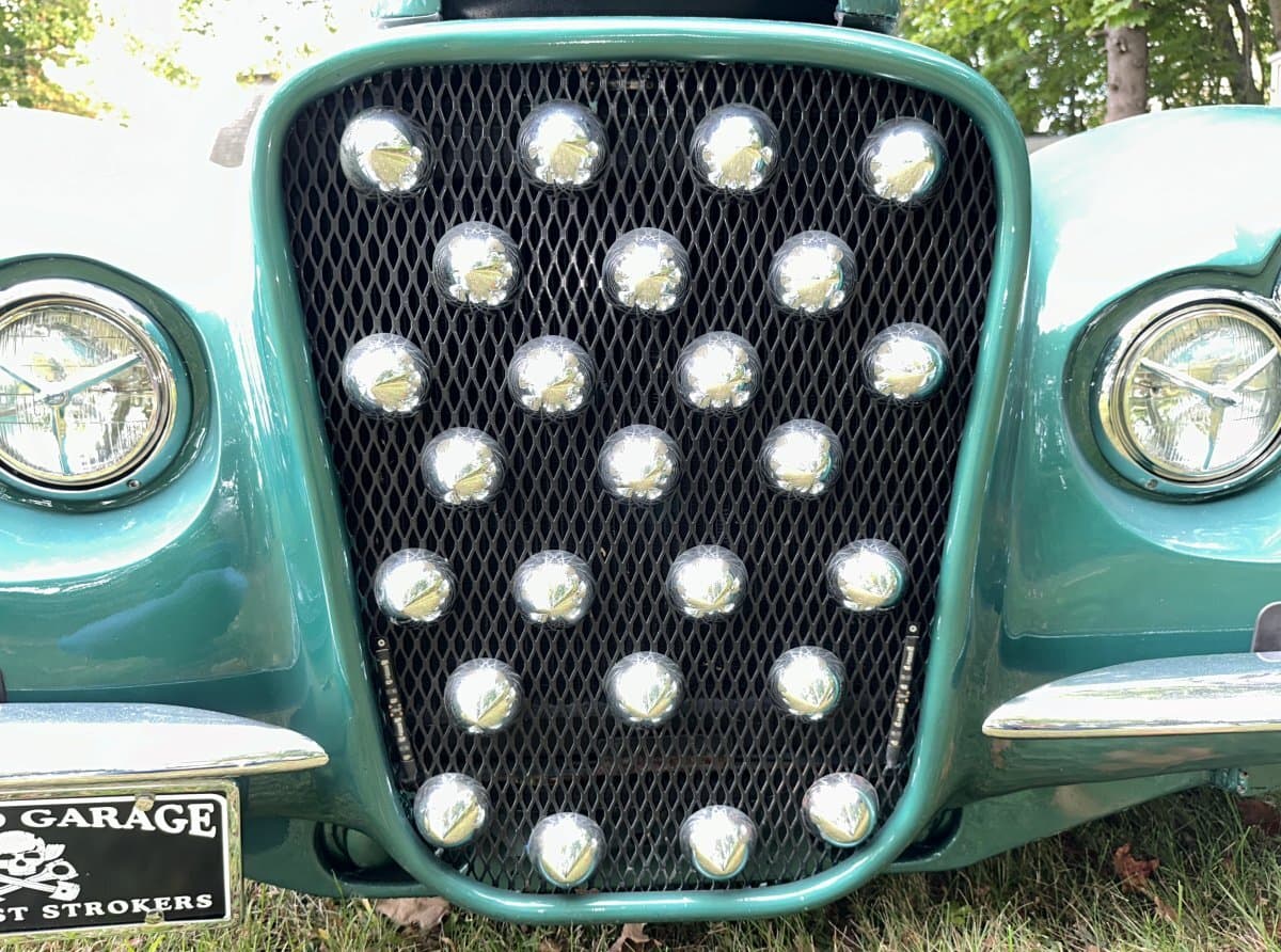1940 Ford Deluxe Coupe Custom thumbnail 12