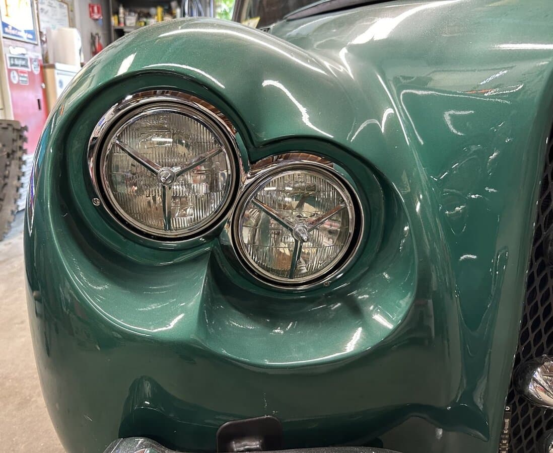1940 Ford Deluxe Coupe Custom thumbnail 14
