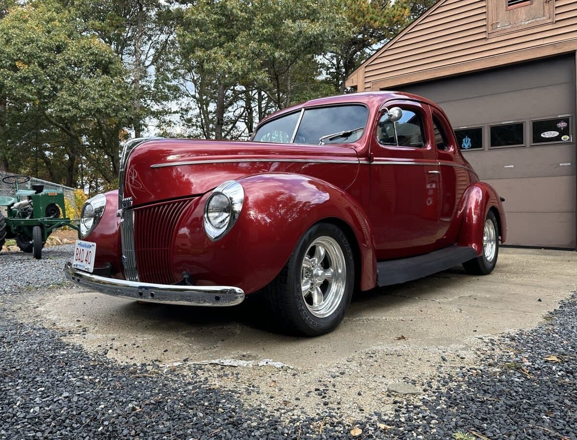 1940 Ford Deluxe Street Rod Coupe