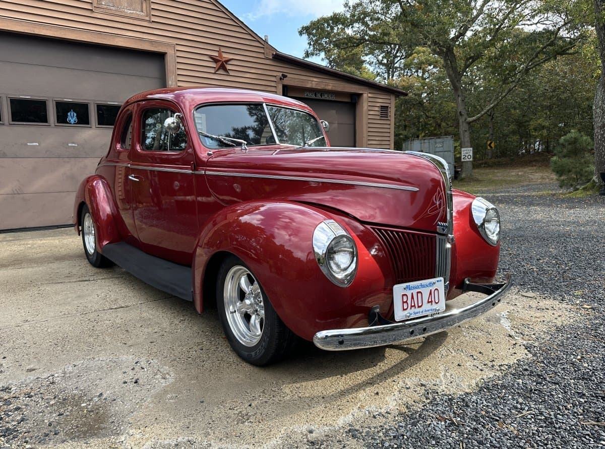 1940 Ford Deluxe Street Rod Coupe thumbnail 3