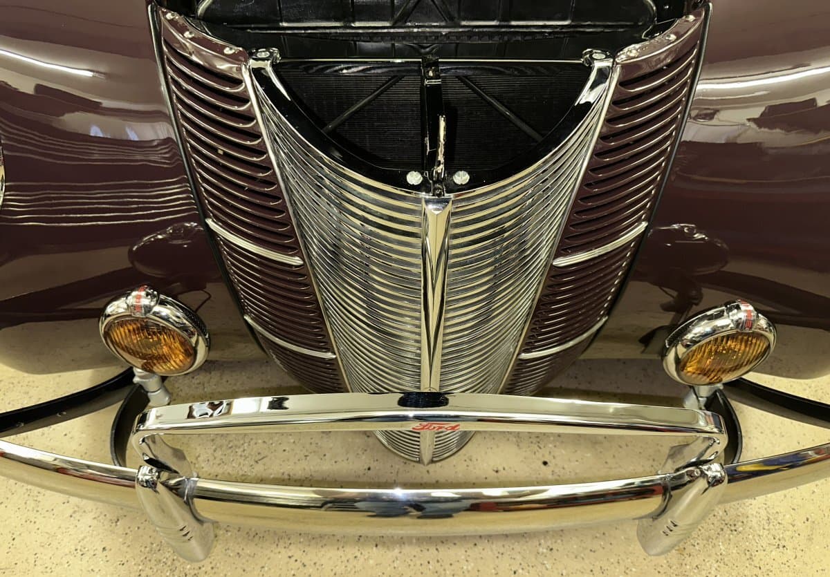 1940 Ford Deluxe Opera Coupe thumbnail 17