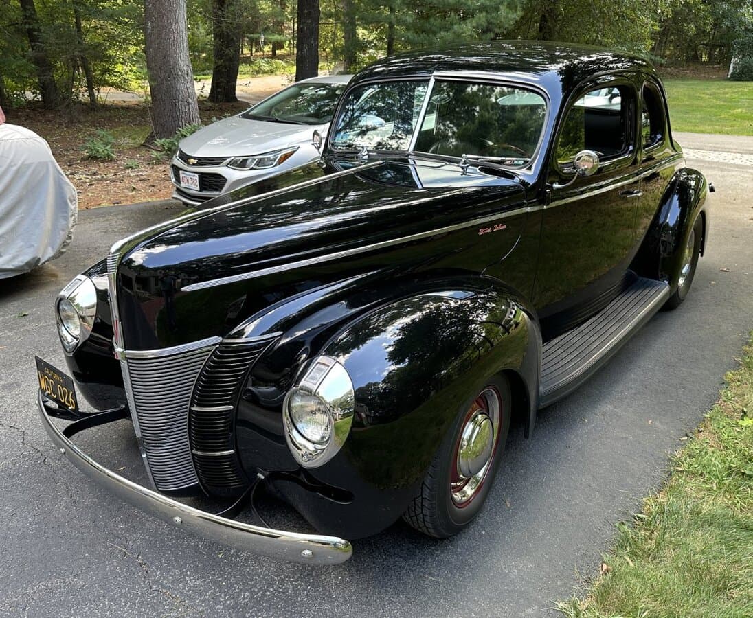 1940 Ford Deluxe Street Rod thumbnail 4