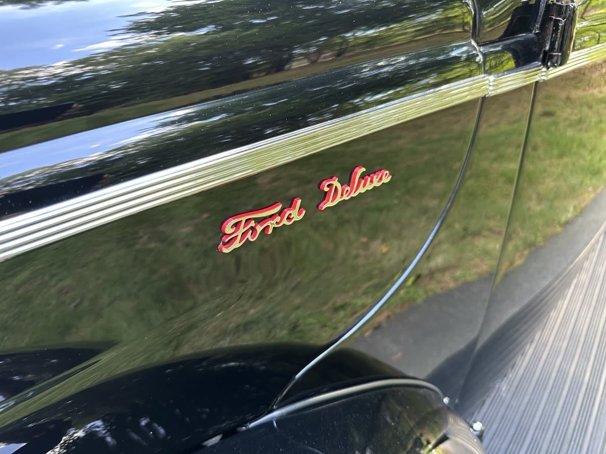 1940 Ford Deluxe Street Rod thumbnail 13