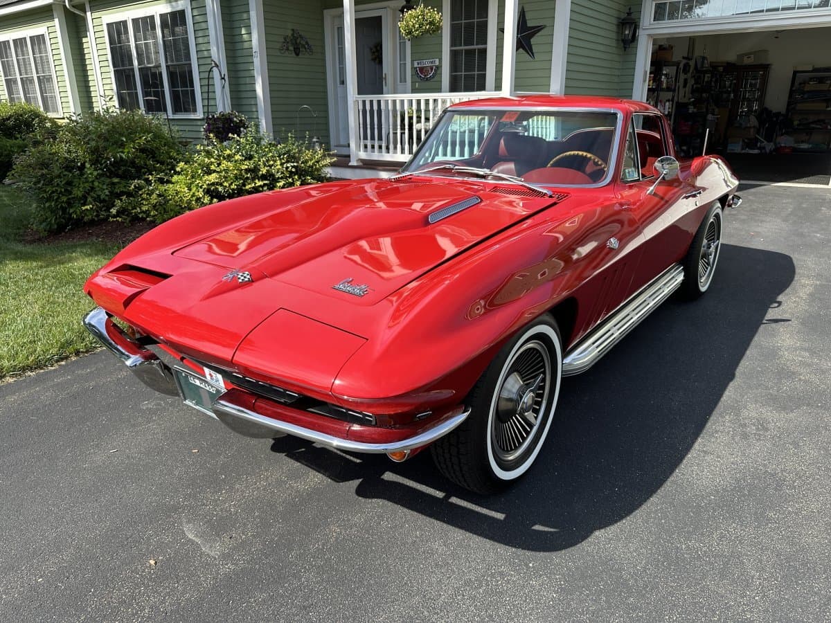 1966 Chevrolet Corvette Coupe thumbnail 5