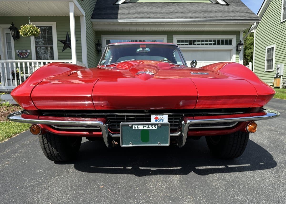 1966 Chevrolet Corvette Coupe thumbnail 8