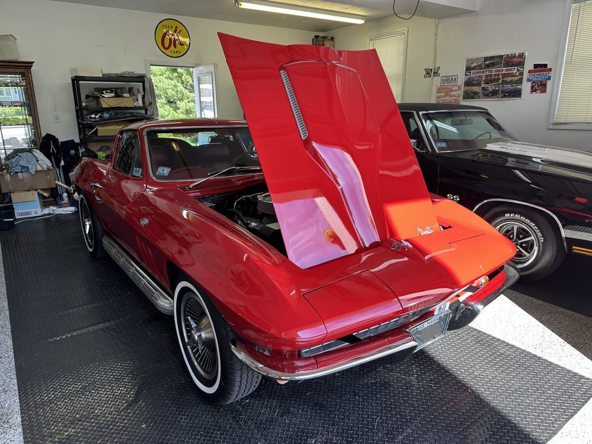 1966 Chevrolet Corvette Coupe thumbnail 10