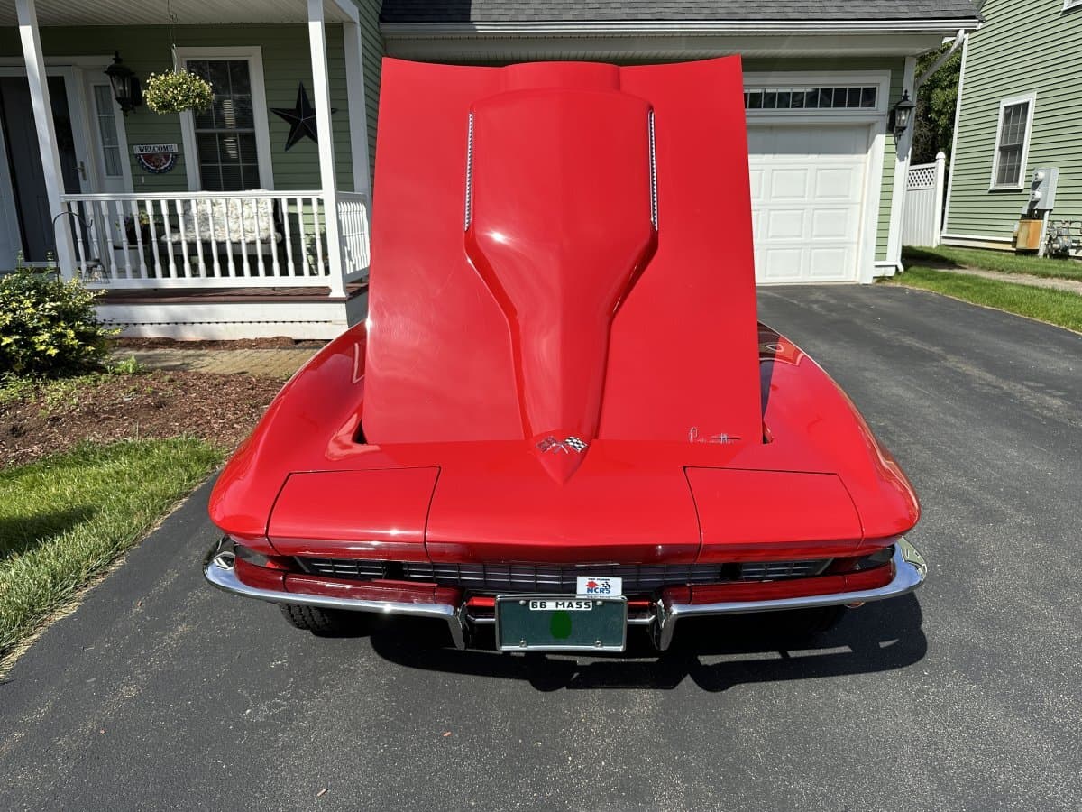 1966 Chevrolet Corvette Coupe thumbnail 14