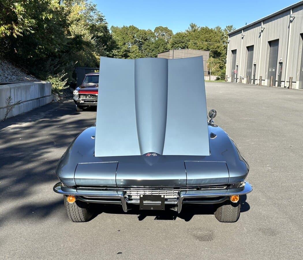1967 Chevrolet Corvette Convertible thumbnail 9