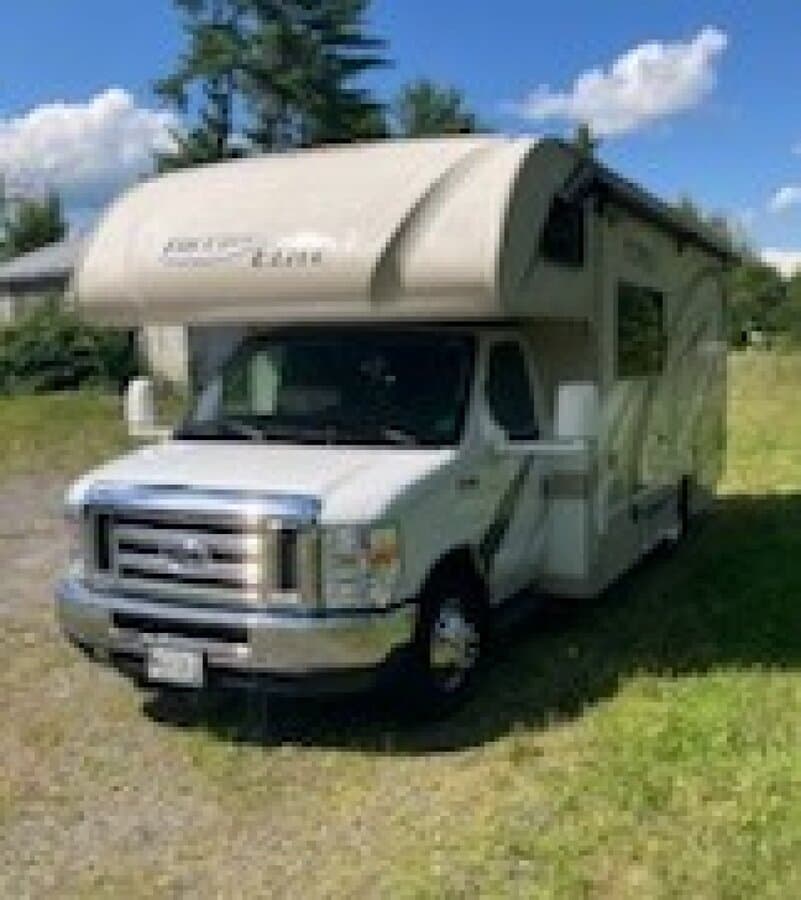 2018 Ford F350 Freedom Elite 24 E Camper thumbnail 3