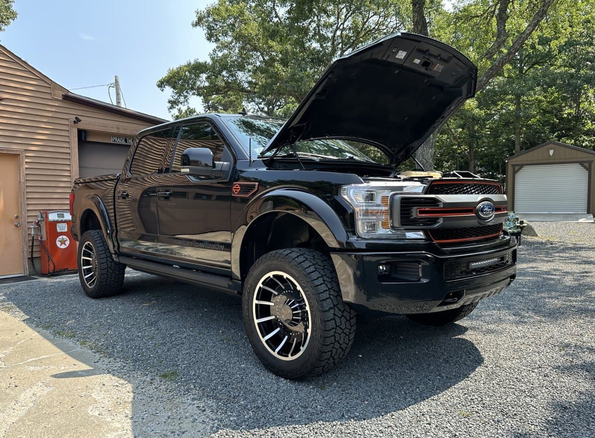2019 Ford F150 Lariat Harley Davidson Edition thumbnail 12