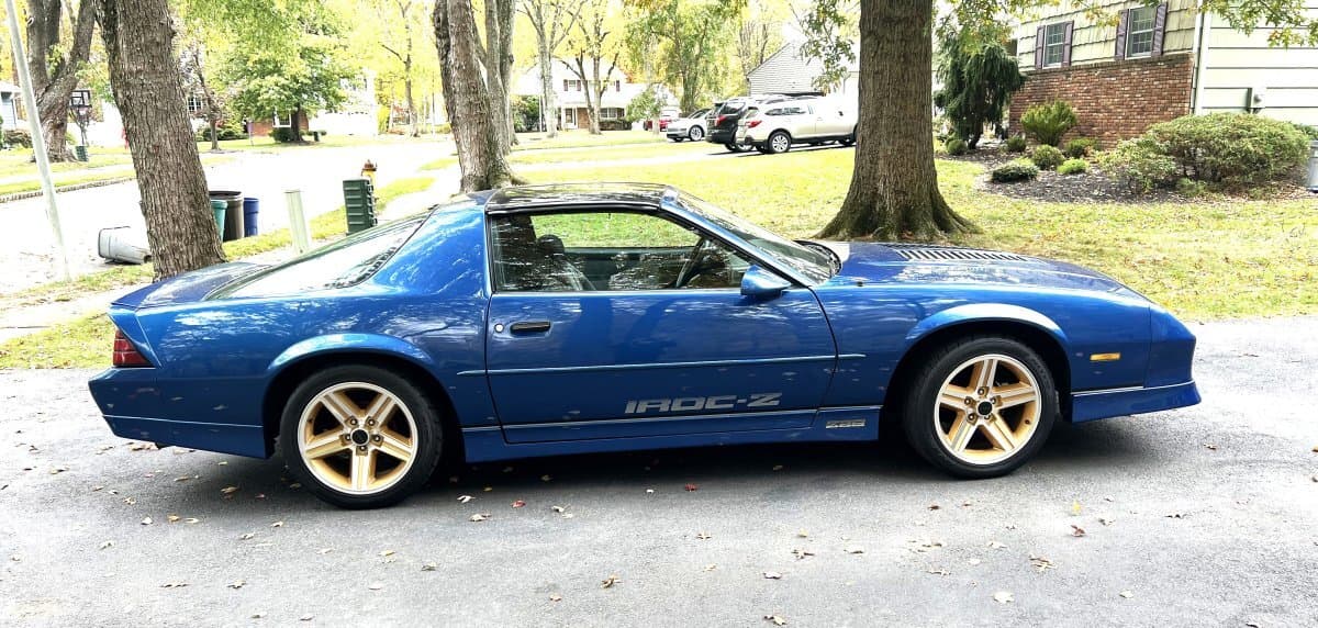 1987 Chevrolet Camaro IROC Z28 thumbnail 6