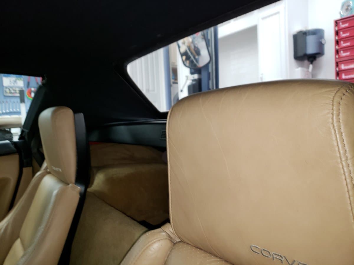 1987 Chevrolet Corvette Convertible thumbnail 29