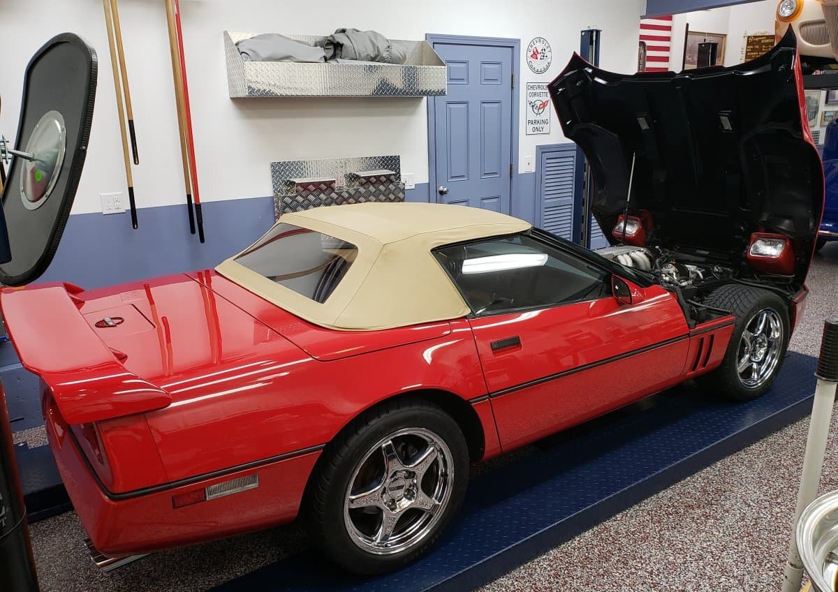 1987 Chevrolet Corvette Convertible thumbnail 11