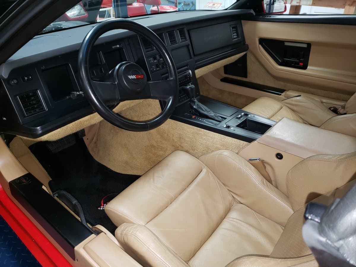 1987 Chevrolet Corvette Convertible thumbnail 24