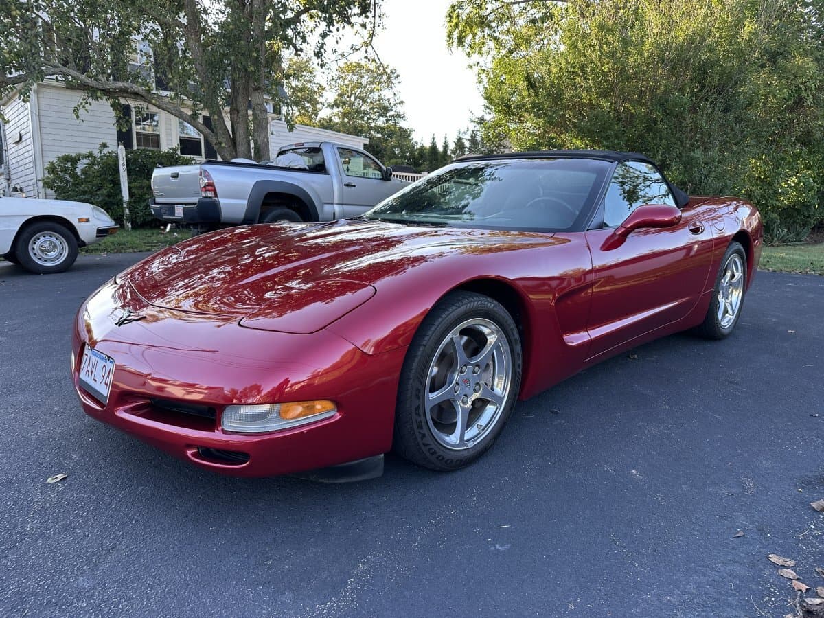 2002 Chevrolet Corvette Convertible thumbnail 4