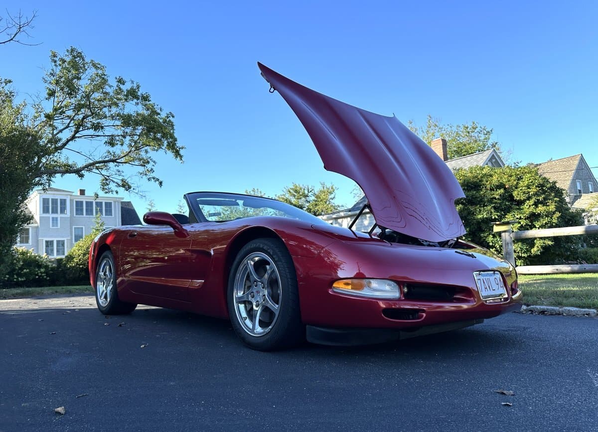 2002 Chevrolet Corvette Convertible thumbnail 14