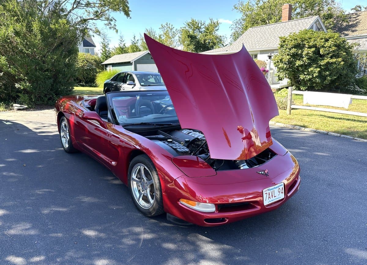2002 Chevrolet Corvette Convertible thumbnail 15