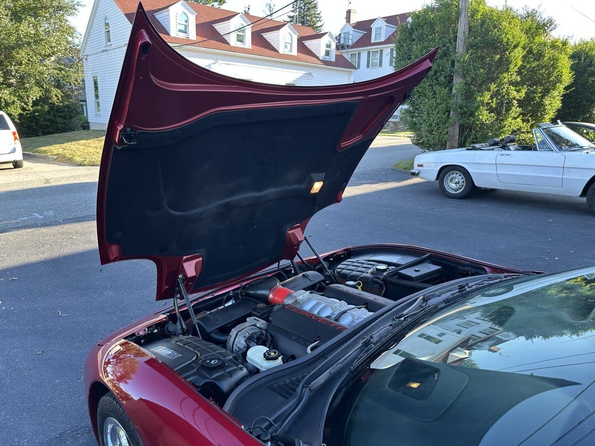 2002 Chevrolet Corvette Convertible thumbnail 18