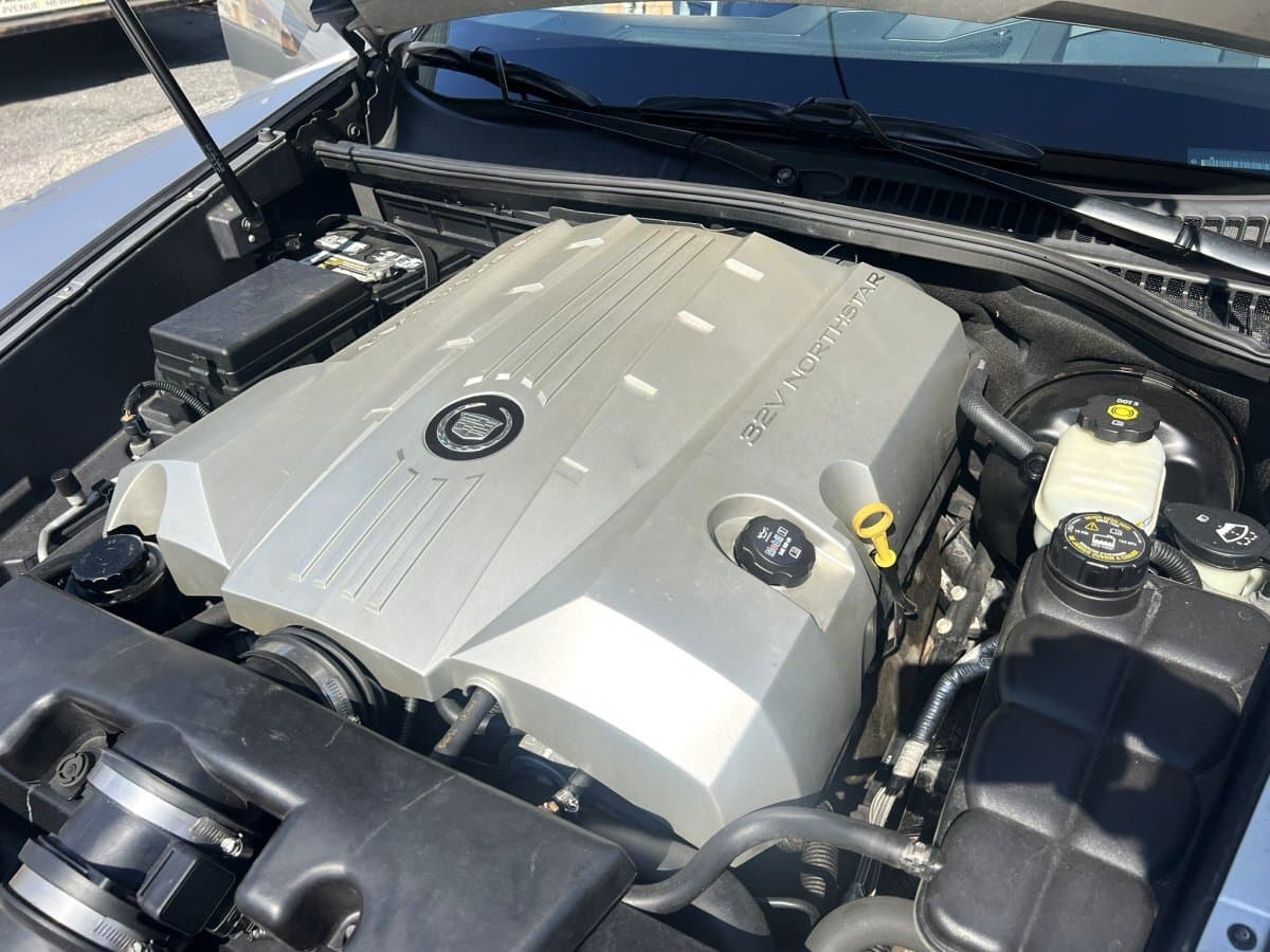 2004 Cadillac XLR Convertible thumbnail 16