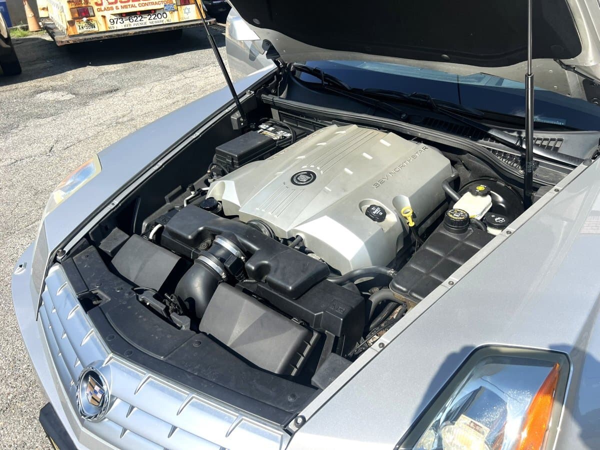 2004 Cadillac XLR Convertible thumbnail 18