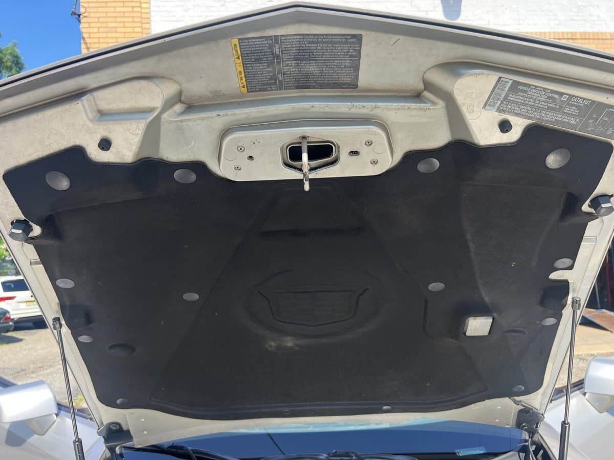 2004 Cadillac XLR Convertible thumbnail 25