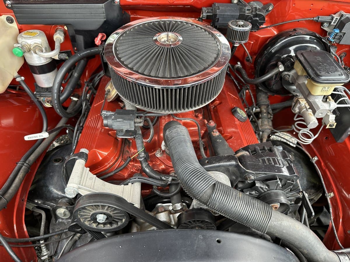 1988 Chevrolet Silverado C1500 Restomod Pickup thumbnail 16