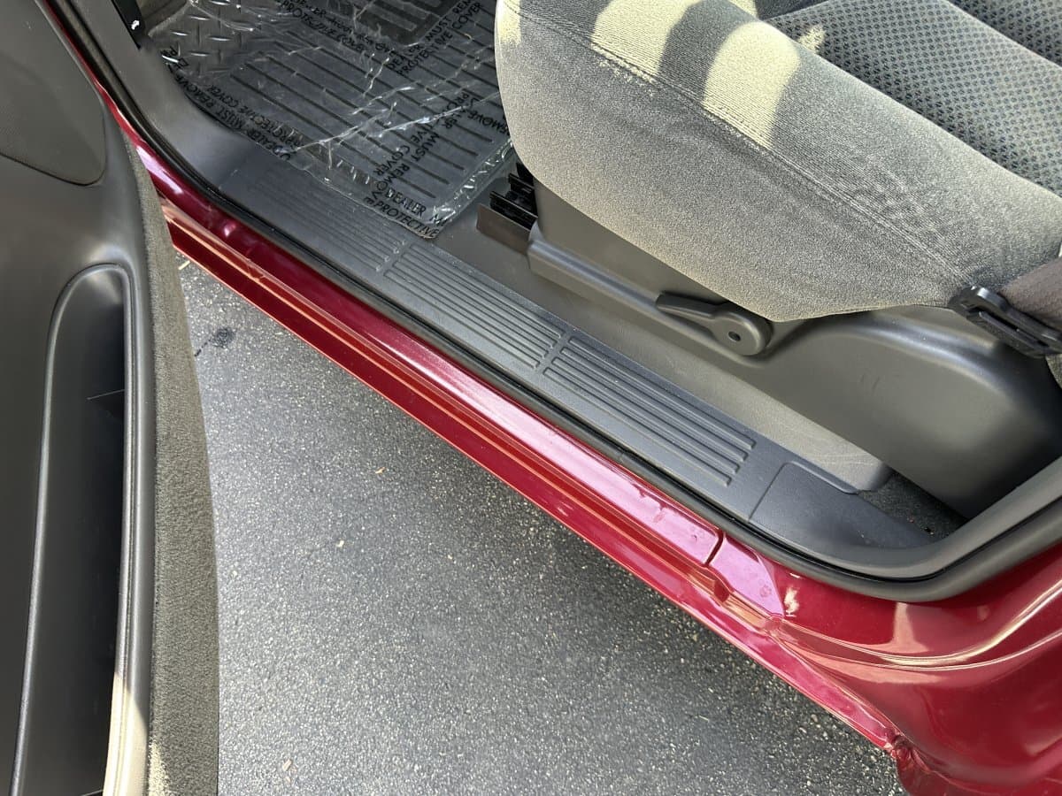 2004 Chevrolet Silverado Stepside Pickup thumbnail 24