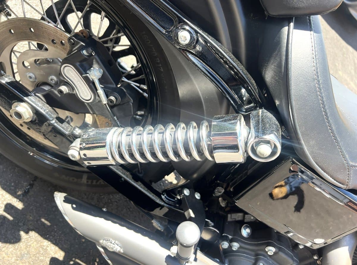 2016 Harley-Davidson Street Bob thumbnail 29