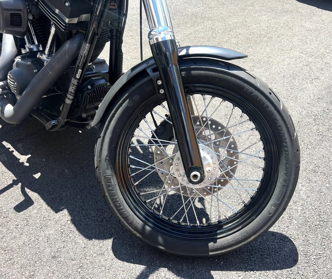 2016 Harley-Davidson Street Bob thumbnail 9