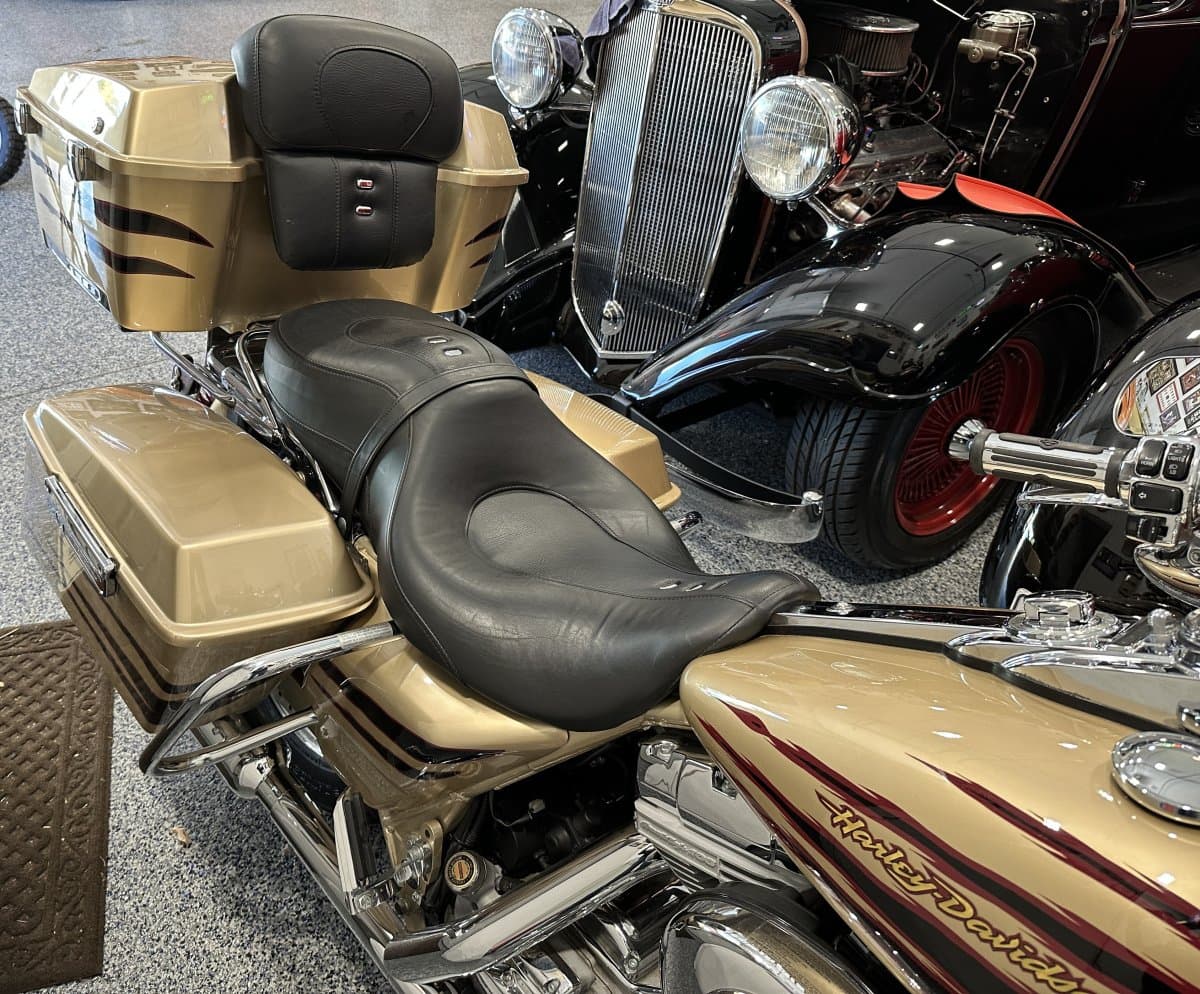 2013 Harley-Davidson Motorcylcle Screamin\' Eagle Road King FLHRSE thumbnail 12